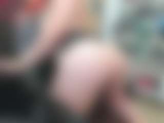 newlisa2018's Live Sex Cam Show