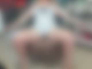 Live cam show with newlisa2018 - Handjob on CamwithHer