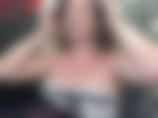 newlisa2018's Live Sex Cam Show