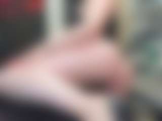 newlisa2018's Live Sex Cam Show