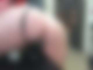 Live cam show with newlisa2018 - Handjob on Free Soda