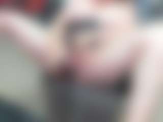 Live cam show with newlisa2018 - Asshole on Soda Cam