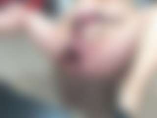 newlisa2018's Live Sex Cam Show