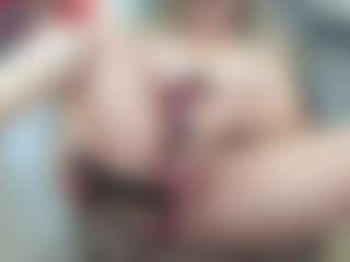 newlisa2018's Live Sex Cam Show