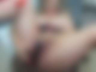 newlisa2018's Live Sex Cam Show