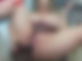 newlisa2018's Live Sex Cam Show