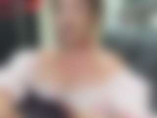 Live cam show with newlisa2018 - Sexwebcam MILF on Hubzter Live