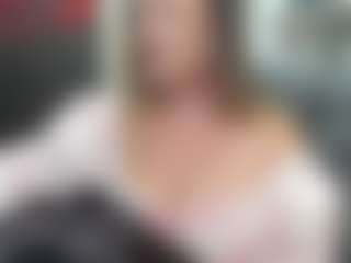 newlisa2018's Live Sex Cam Show