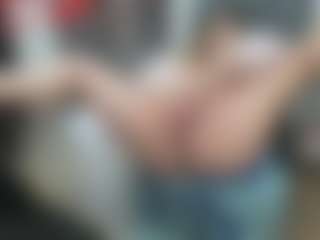 newlisa2018's Live Sex Cam Show