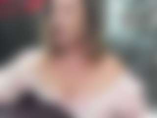 Live cam show with newlisa2018 - Blonde Hair Shaved Pussy on realtime-chat