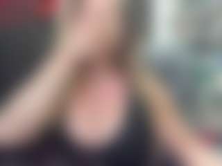 newlisa2018's Live Sex Cam Show