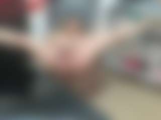 newlisa2018's Live Sex Cam Show