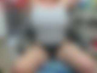 newlisa2018's Live Sex Cam Show