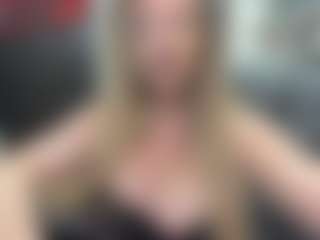 newlisa2018's Live Sex Cam Show