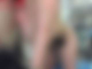 newlisa2018's Live Sex Cam Show