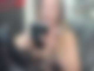newlisa2018's Live Sex Cam Show