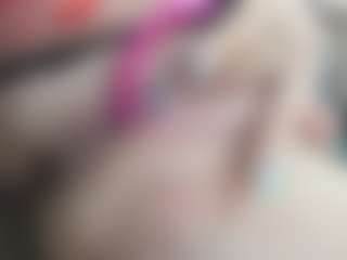 newlisa2018's Live Sex Cam Show