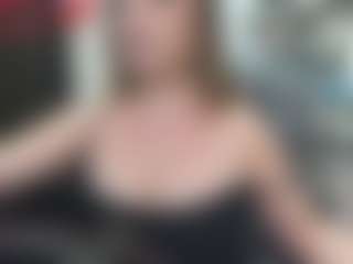newlisa2018's Live Sex Cam Show