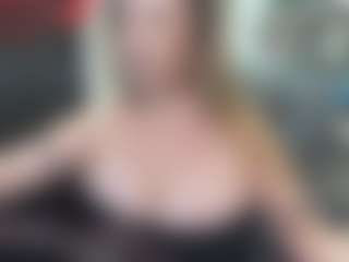newlisa2018's Live Sex Cam Show