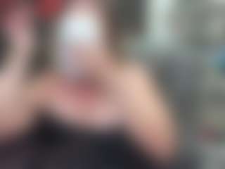newlisa2018's Live Sex Cam Show