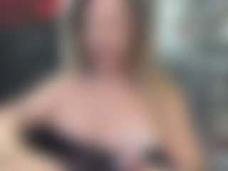 newlisa2018's Live Sex Cam Show