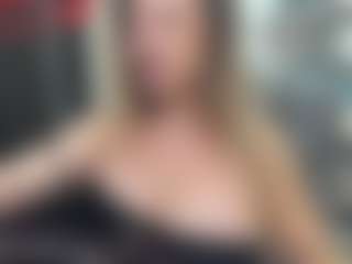 newlisa2018's Live Sex Cam Show
