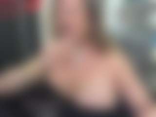 newlisa2018's Live Sex Cam Show