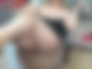 newlisa2018's Live Sex Cam Show
