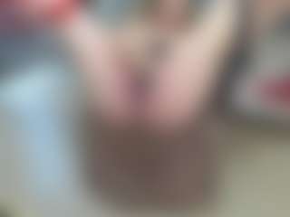 newlisa2018's Live Sex Cam Show