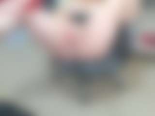 newlisa2018's Live Sex Cam Show