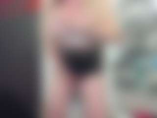 newlisa2018's Live Sex Cam Show