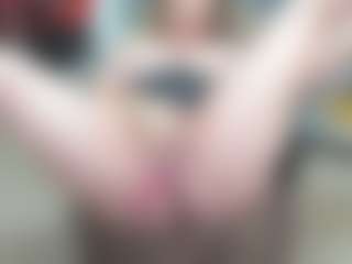 newlisa2018's Live Sex Cam Show