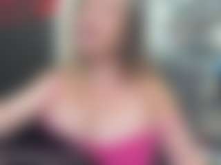 newlisa2018's Live Sex Cam Show