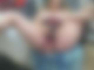 newlisa2018's Live Sex Cam Show
