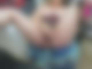 newlisa2018's Live Sex Cam Show