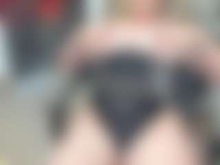 newlisa2018's Live Sex Cam Show