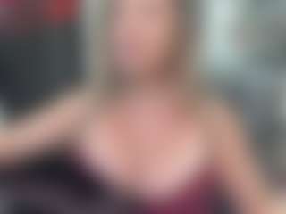 newlisa2018's Live Sex Cam Show