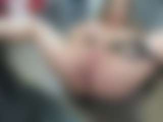 newlisa2018's Live Sex Cam Show