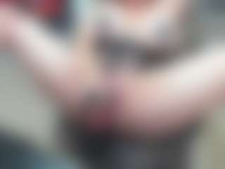 newlisa2018's Live Sex Cam Show