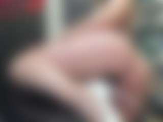 Live cam show with newlisa2018 - Gamer MILF on Instabang