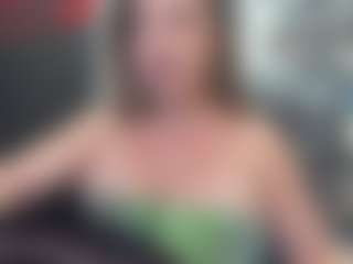 Live cam show with newlisa2018 - Spank MILF on intimatelivegirls.com