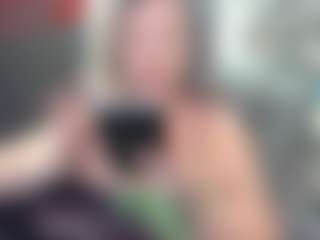 newlisa2018's Live Sex Cam Show