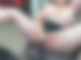 newlisa2018's Live Sex Cam Show