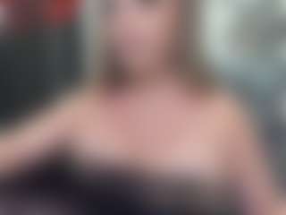 newlisa2018's Live Sex Cam Show