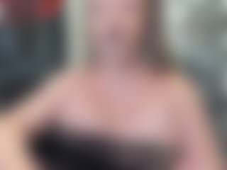 newlisa2018's Live Sex Cam Show