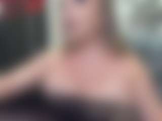 newlisa2018's Live Sex Cam Show