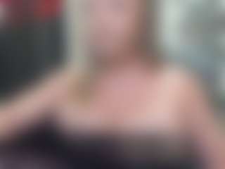 newlisa2018's Live Sex Cam Show