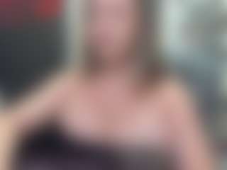 newlisa2018's Live Sex Cam Show