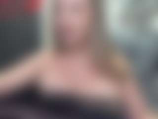 newlisa2018's Live Sex Cam Show