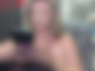 newlisa2018's Live Sex Cam Show